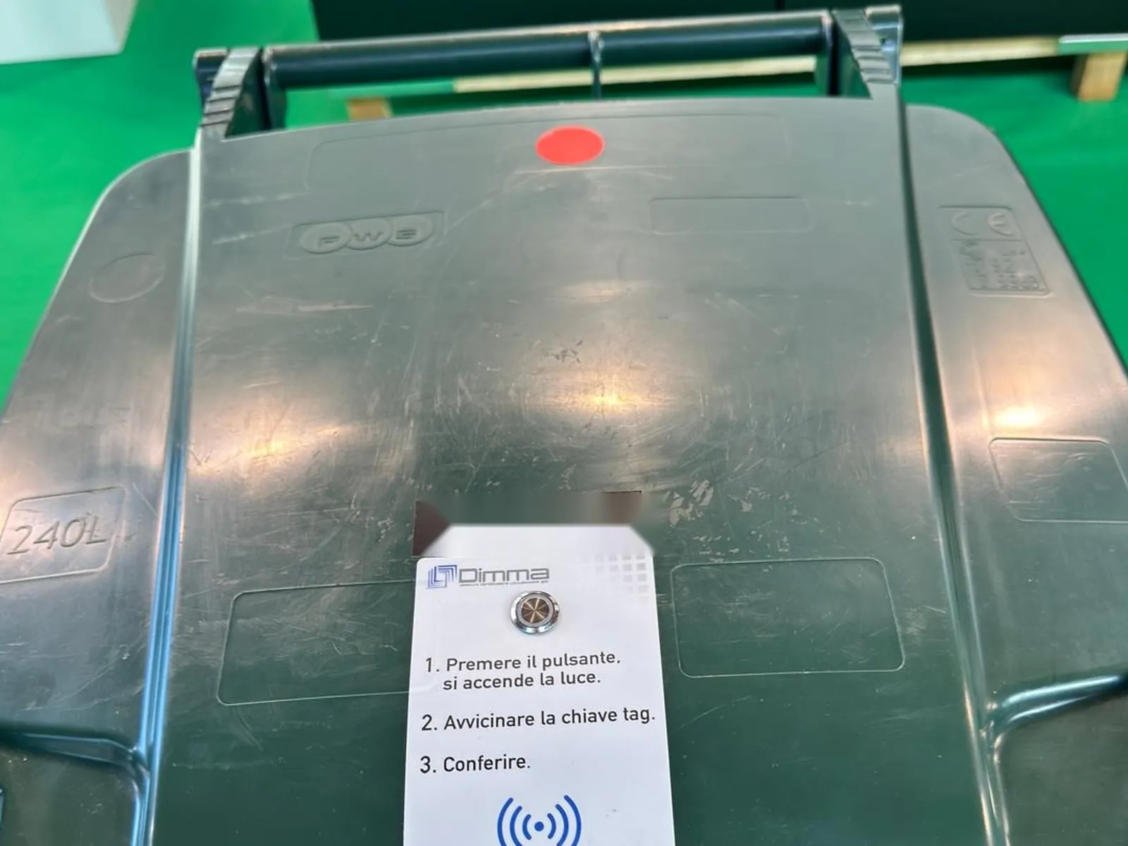 IKW (Intelligent Lock Waste Bin)
